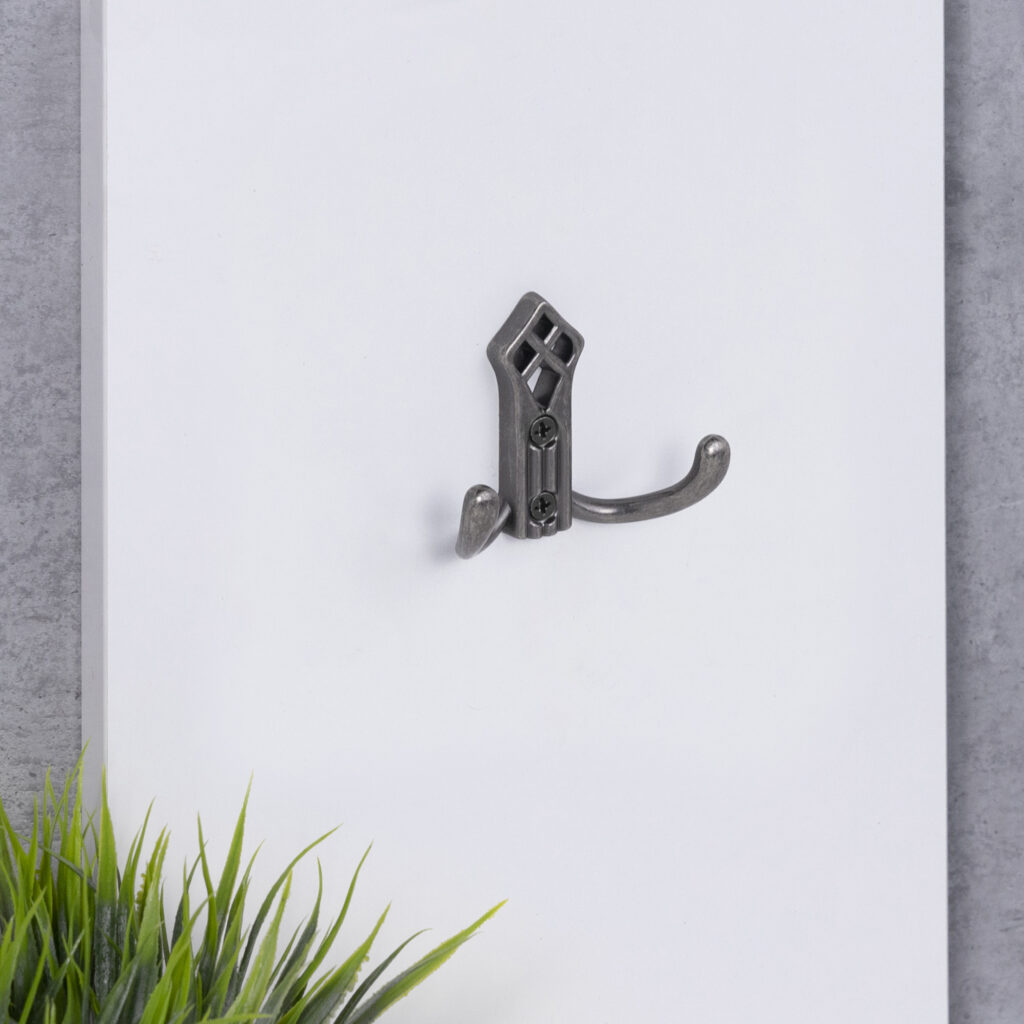Furniture hook two-horn met. PALAZZO antique silver AKS
