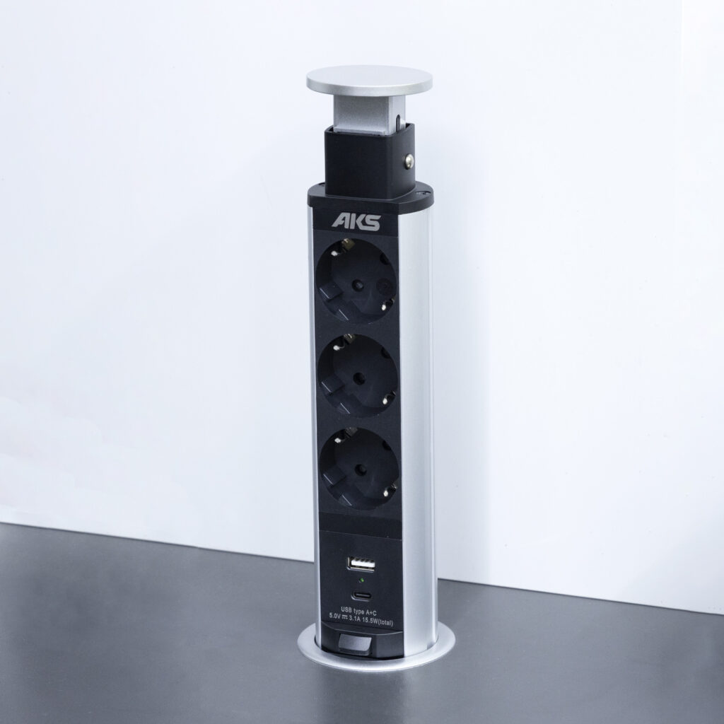 Выдвижной удлинитель Vulcan USB, 60 мм, 3 розетки, USB A + USB C, крышка пластик, алюминий, AKS