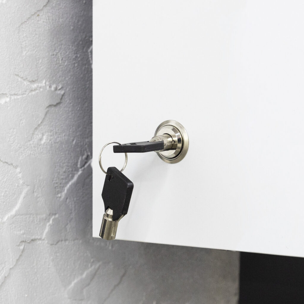 Mechanical swing door lock 138 AKS with tubular (round) key